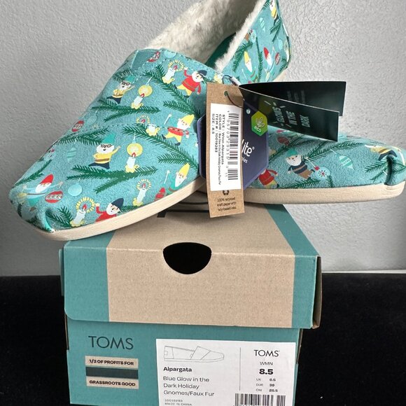 TOMS Alpargata Glow in the Dark Gnome Slippers Blue Faux Fur 8.5 NWT - Picture 1 of 7